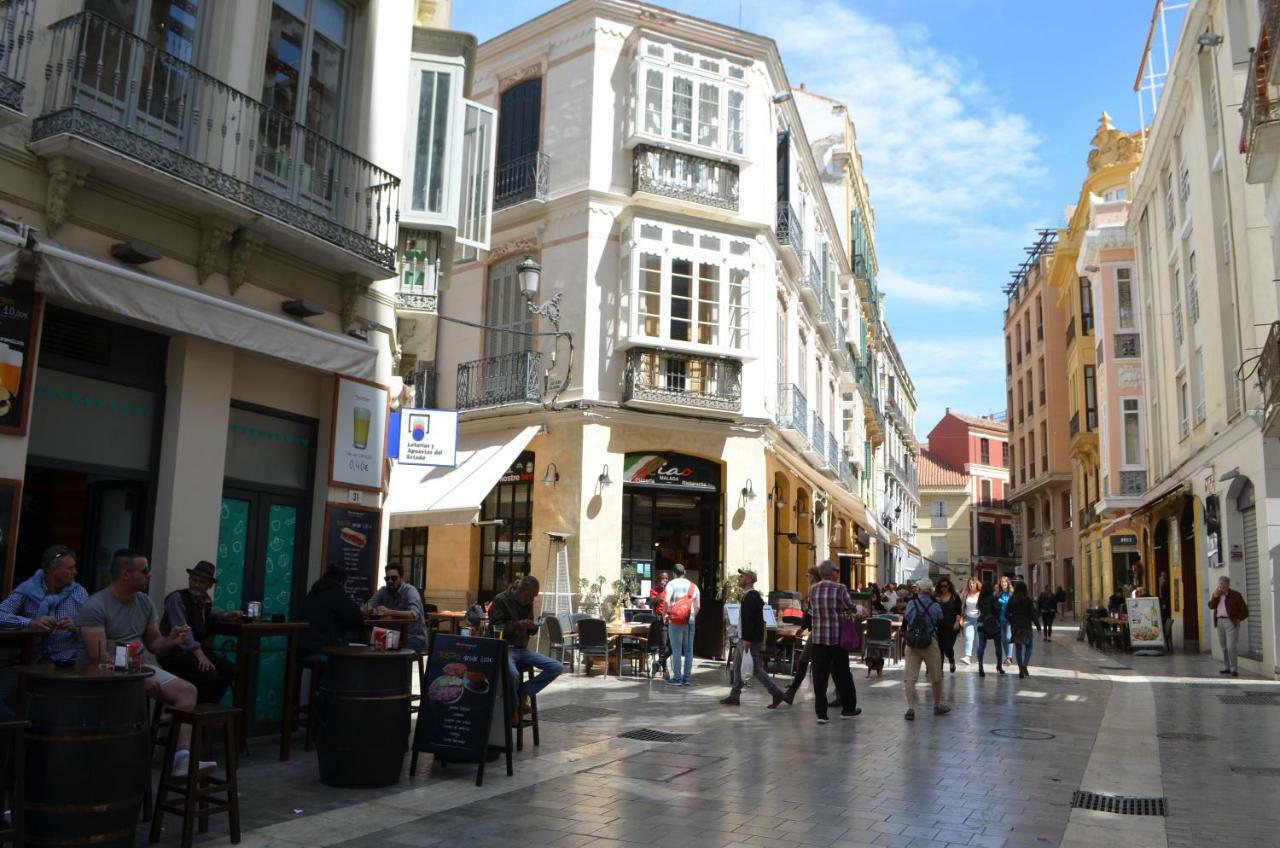 Homely Malaga Plaza Montano Buitenkant foto