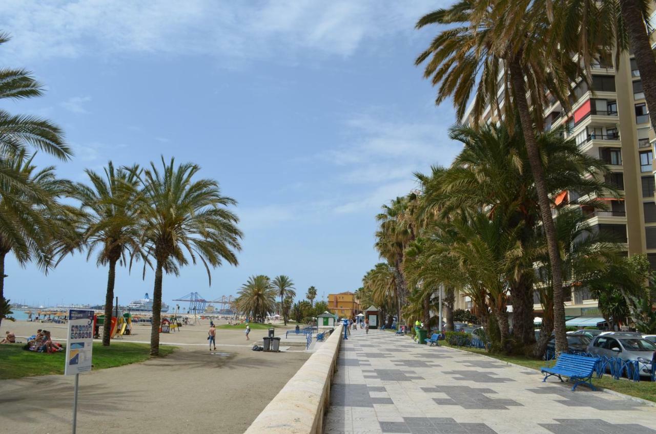 Homely Malaga Plaza Montano Buitenkant foto