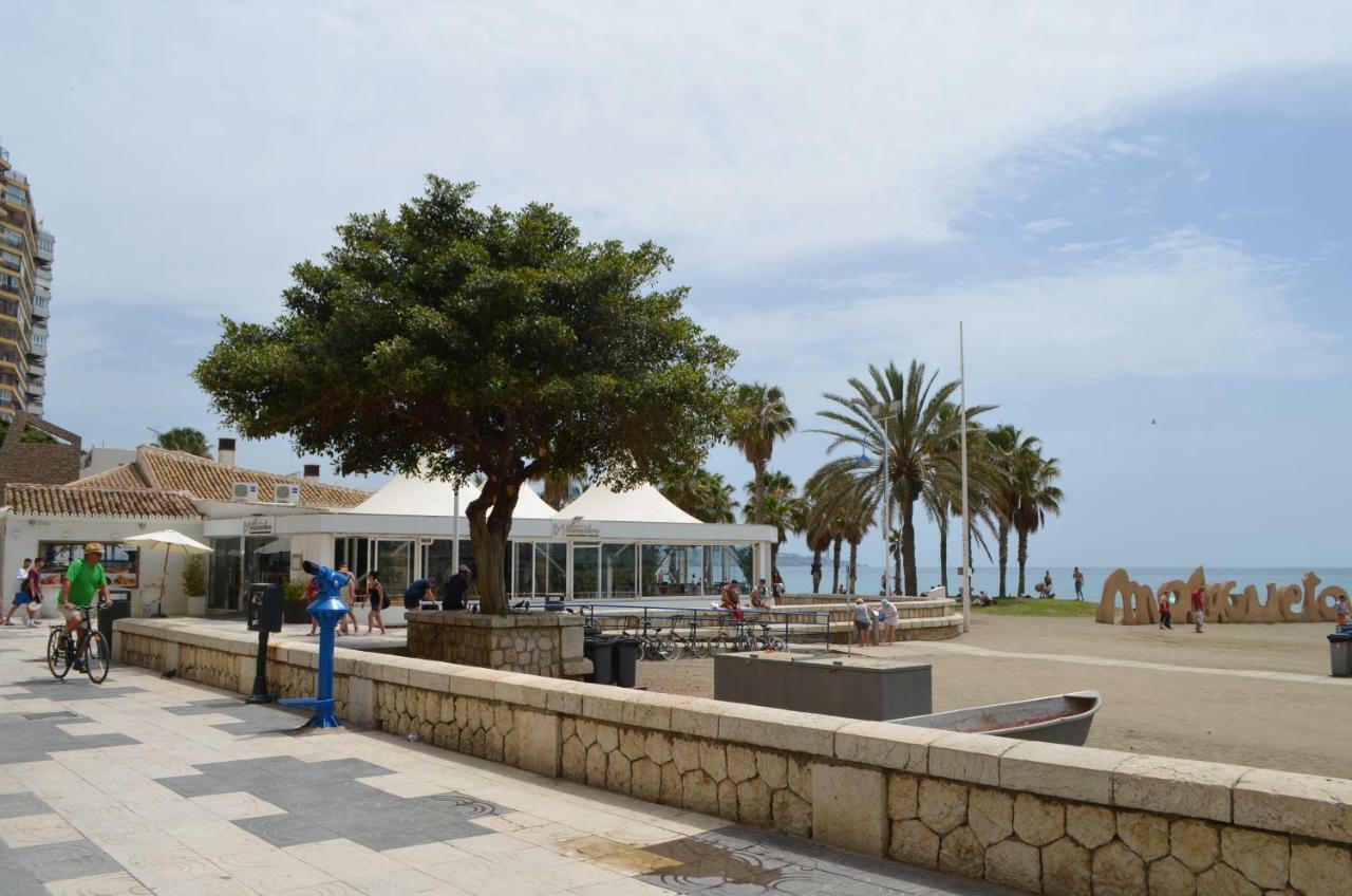 Homely Malaga Plaza Montano Buitenkant foto